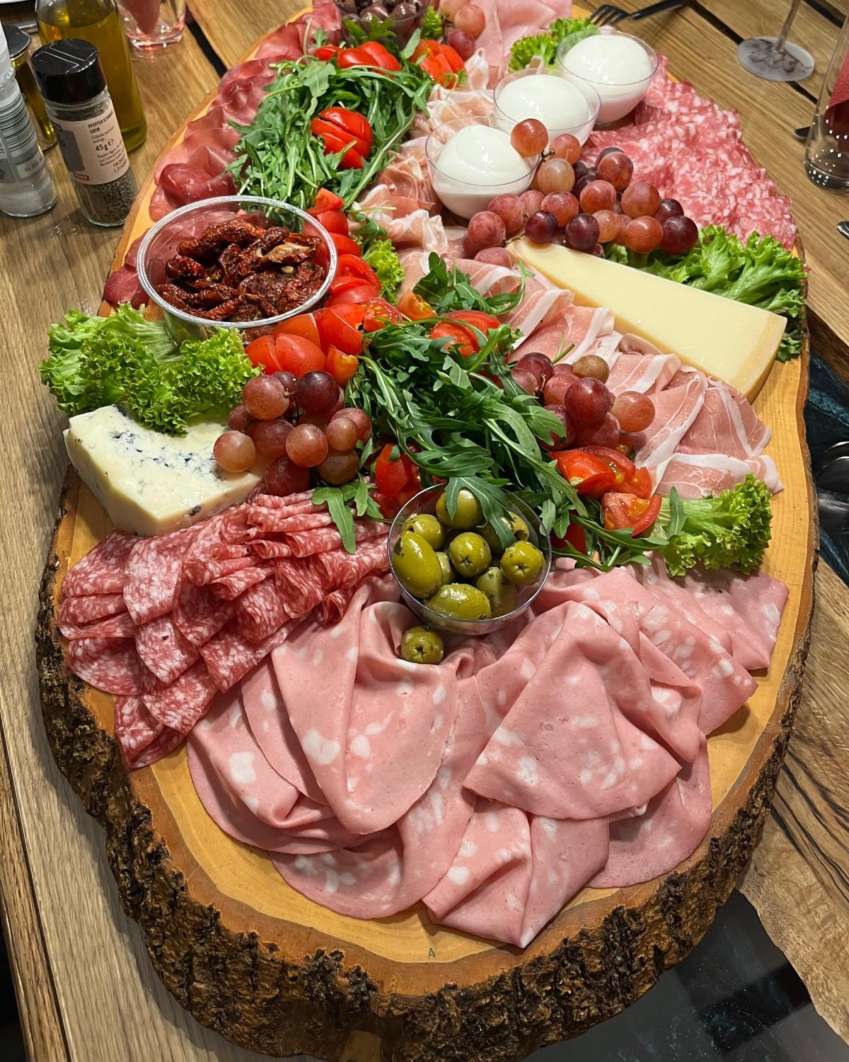 Italienisches Genussbrett